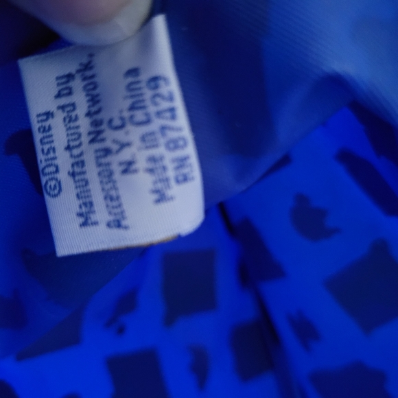 🍁WINNIE THE POOH & FRIENDS Case with zipper closure DISNEY - Picture 4 of 8